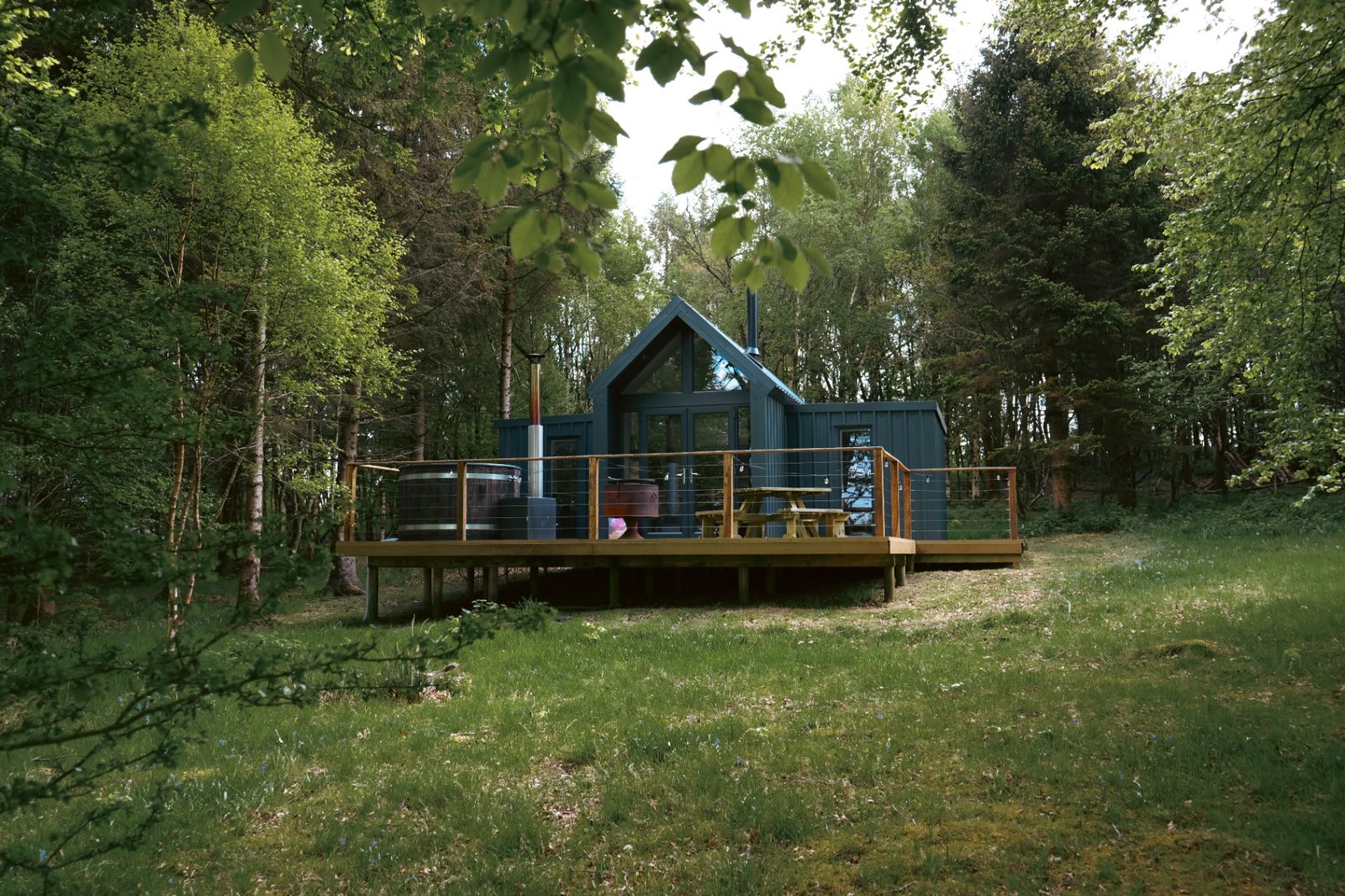 Moel Siabod modern luxury cabin exterior